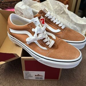 Old skool vans brand new